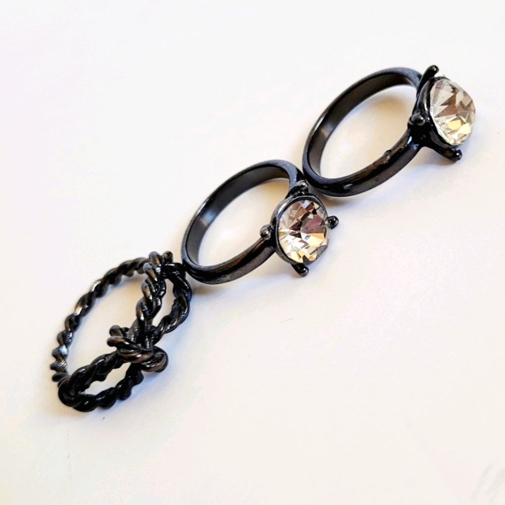 NWOT trio of rings
